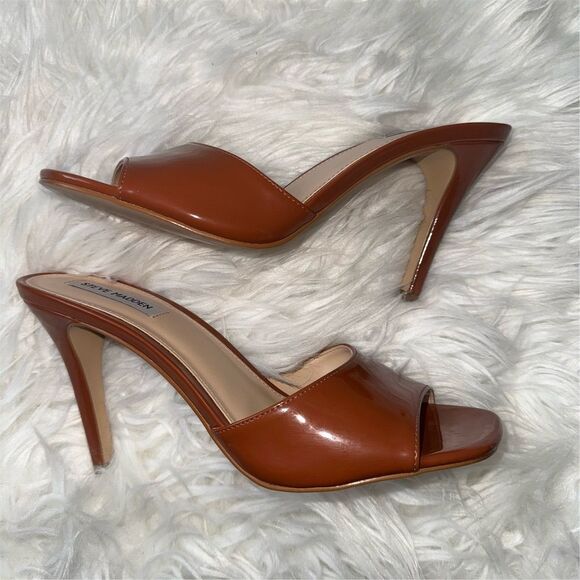 Steve Madden Tolly Women's Cognac Patent Stiletto Slip in Mules Heels Size 9 - Picture 4 of 11